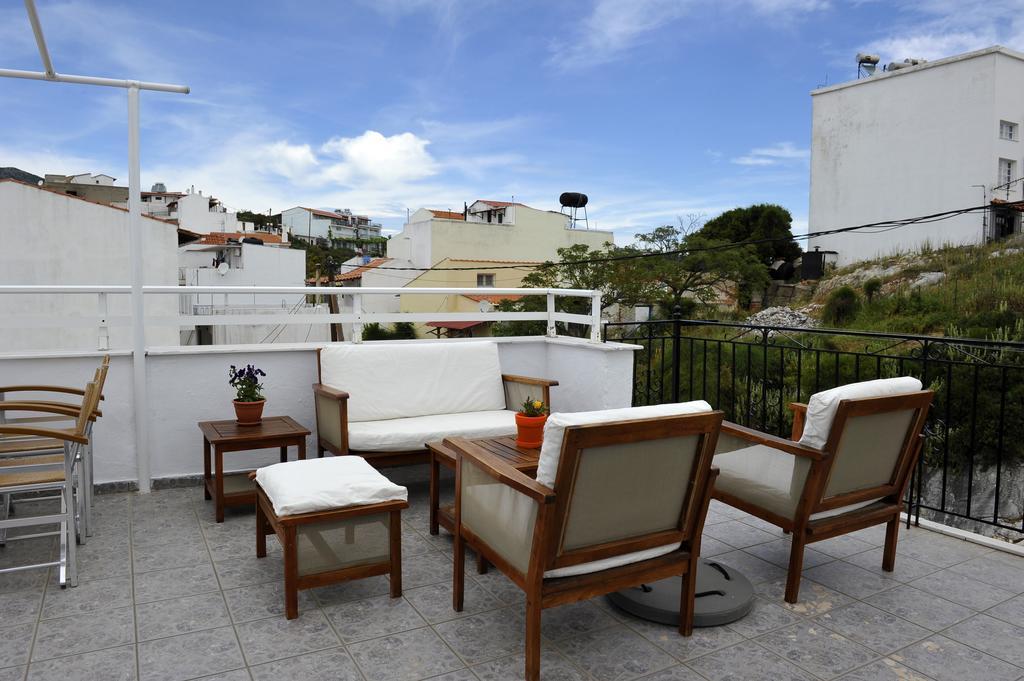 Pension Margarita Skiathos Exterior photo