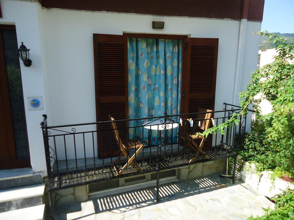 Pension Margarita Skiathos Exterior photo