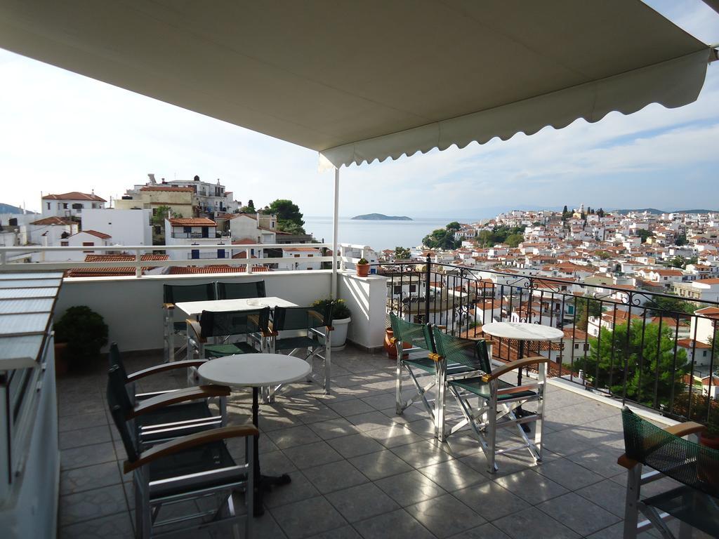Pension Margarita Skiathos Exterior photo