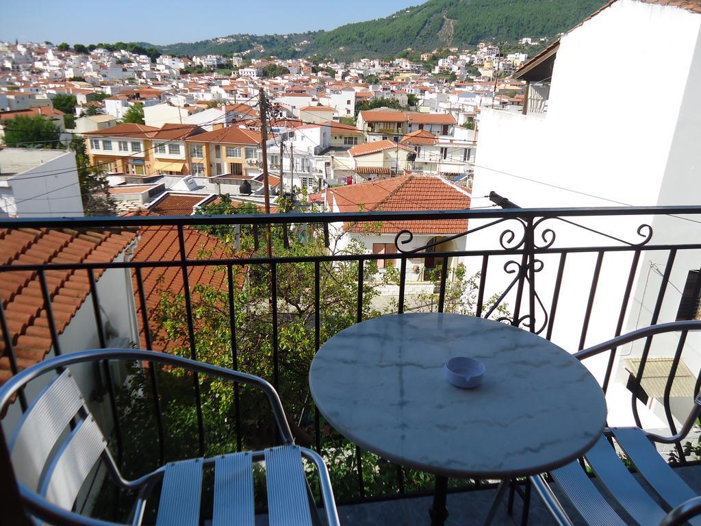 Pension Margarita Skiathos Exterior photo
