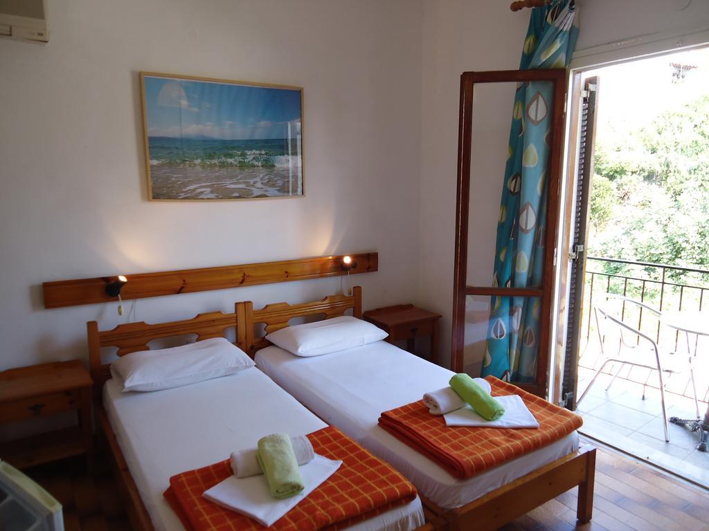 Pension Margarita Skiathos Exterior photo